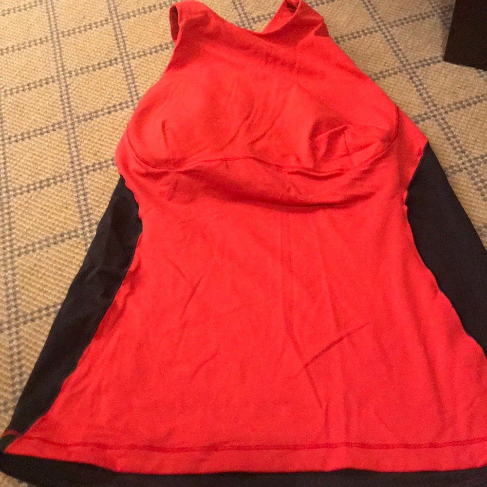Lululemon size 8 red tank top